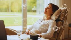 Here’s how to practice micro-napping every day to unlock all its benefits